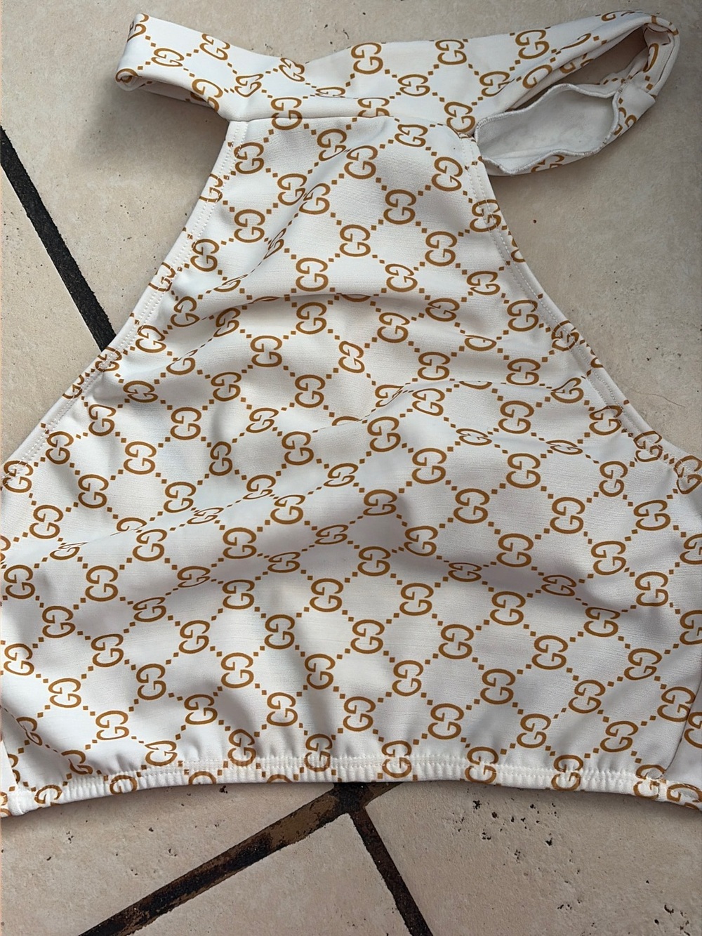 Halter top - Picture 2 of 3